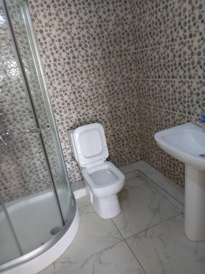Villa Diambars Sali Tap Екстер'єр фото